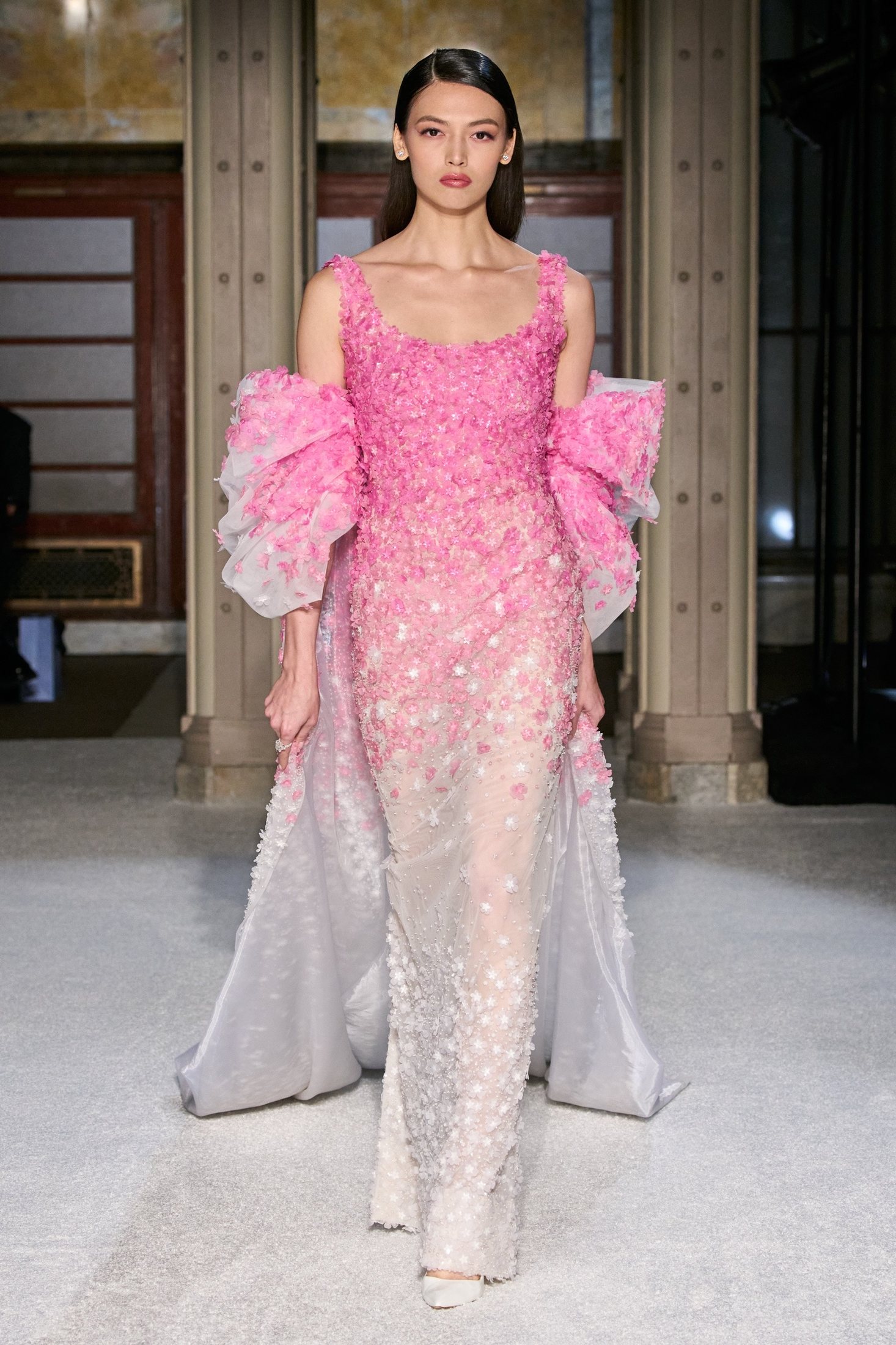 Pamella Roland runway look